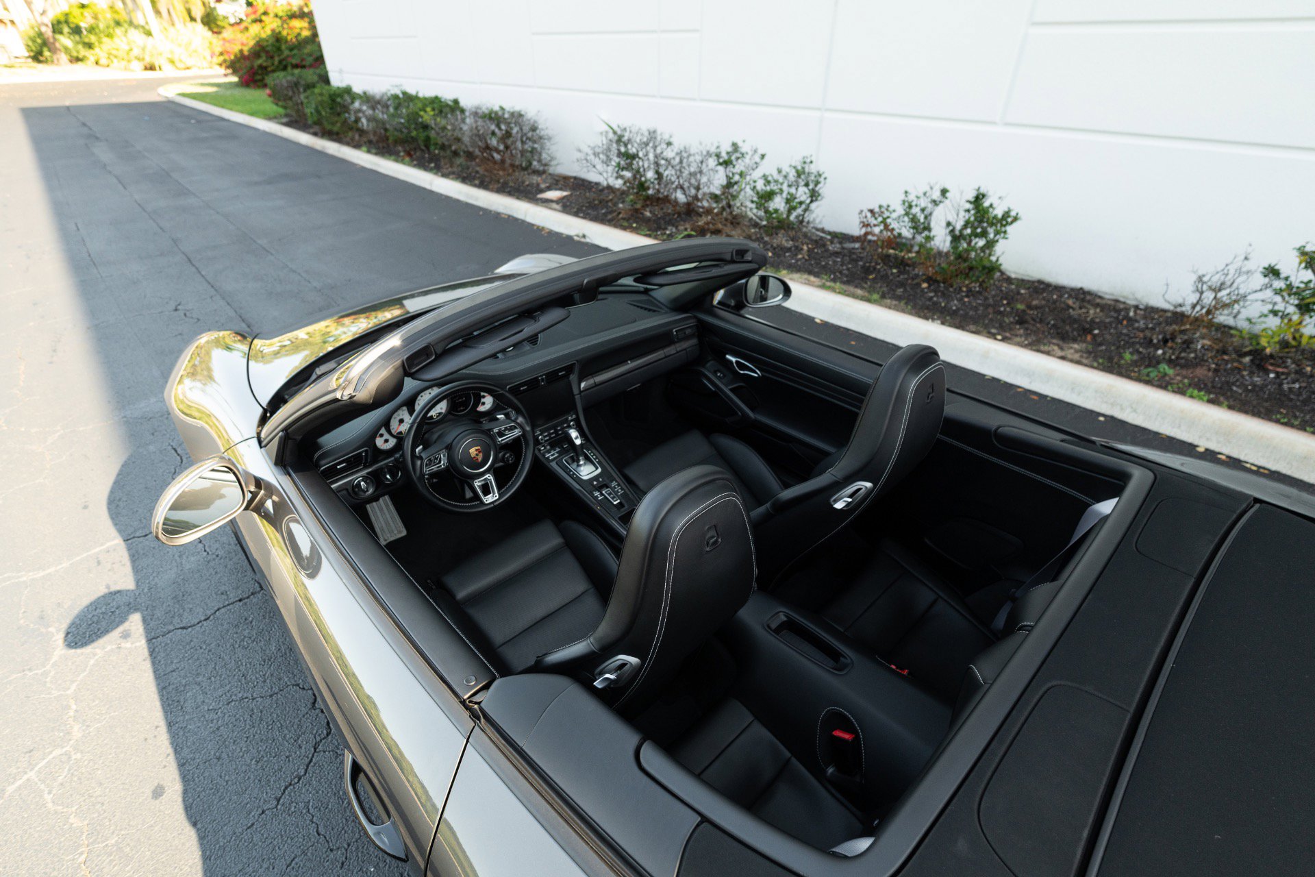 Used 2019 Porsche 911 Turbo S image 63