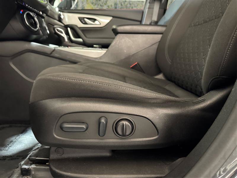 Used 2022 Chevrolet Blazer LT AWD/4WD image 17