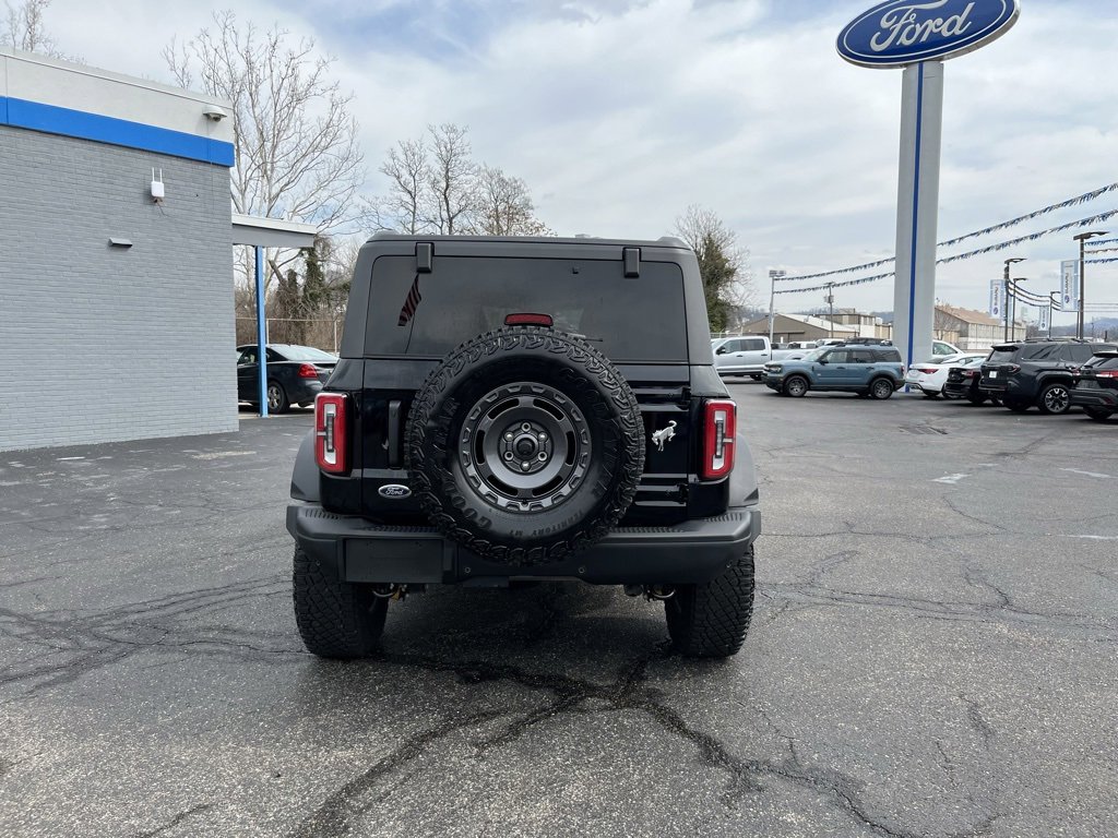 Used 2024 Ford Bronco Badlands image 6