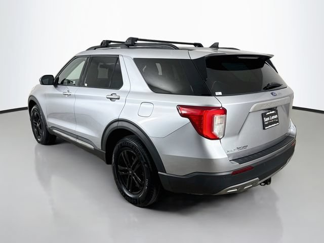 Used 2022 Ford Explorer XLT w/ Equipment Group 202A AWD/4WD image 5