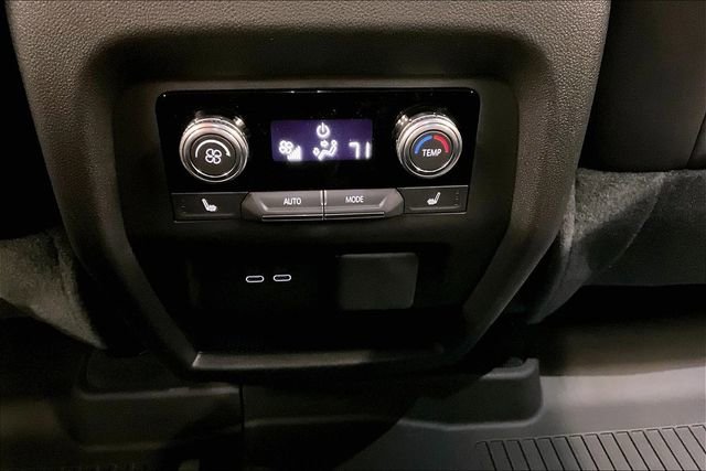 Used 2025 GMC Acadia Denali w/ Super Cruise Package image 34