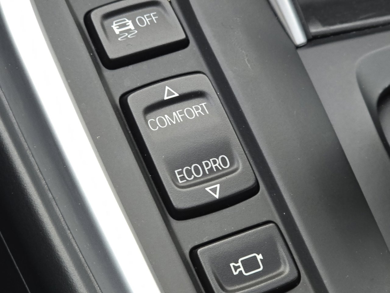 Used 2016 BMW i8 image 7