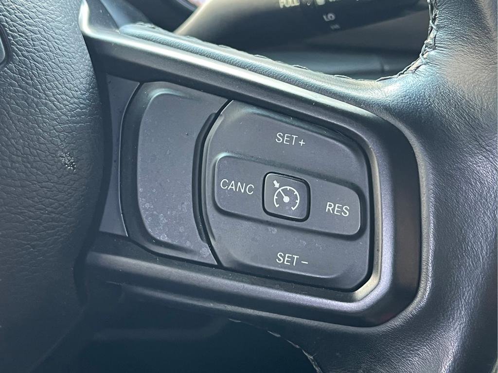 Used 2021 Jeep Gladiator Sport image 33