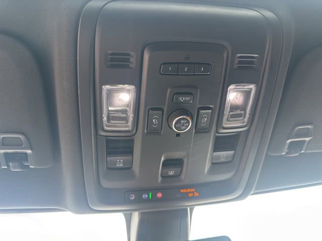 Used 2021 GMC Yukon AT4 w/ Rear Media and Nav Package AWD/4WD image 22