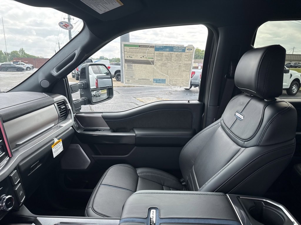 New 2026 Ford F350 Platinum w/ FX4 Off-Road Package image 29