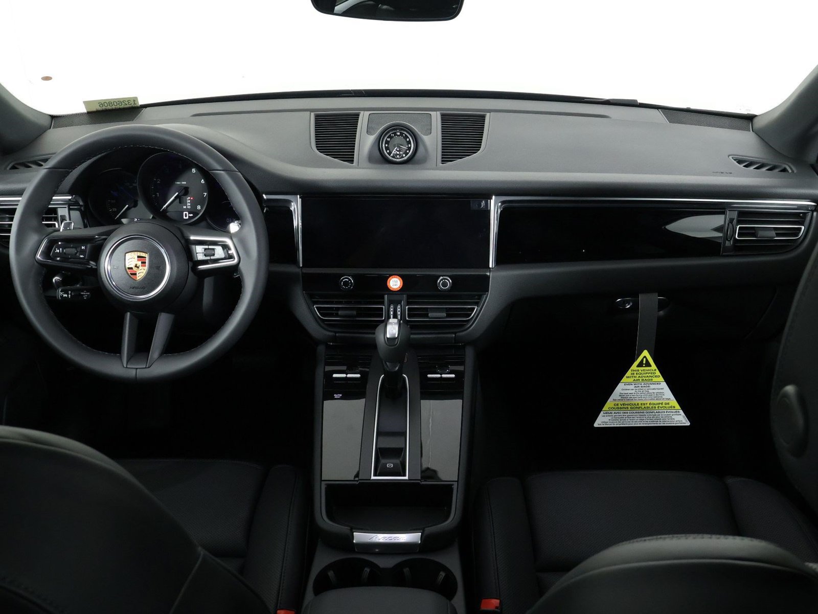 New 2026 Porsche Macan AWD/4WD image 11
