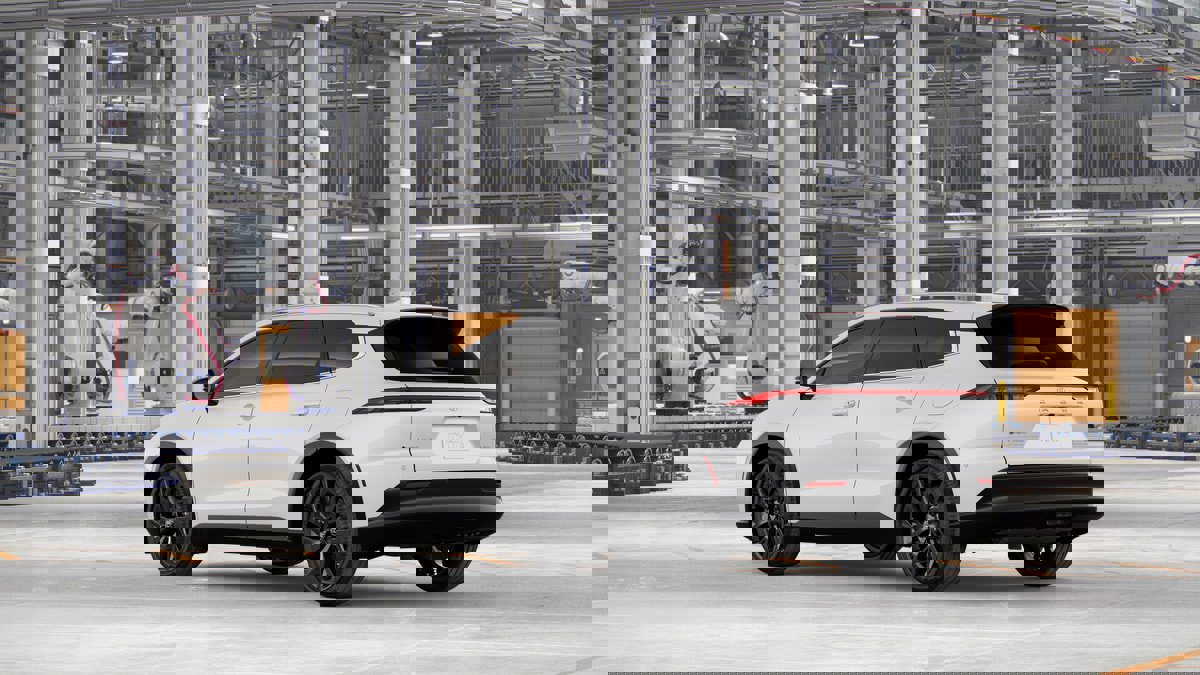 New 2026 Toyota Crown Signia AWD/4WD image 6