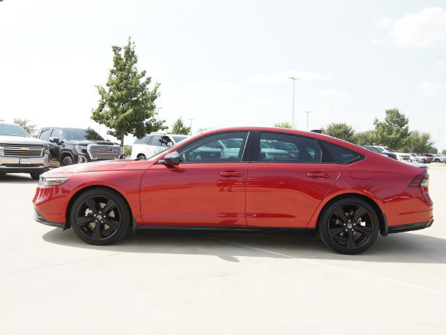 Used 2024 Honda Accord Sport image 3