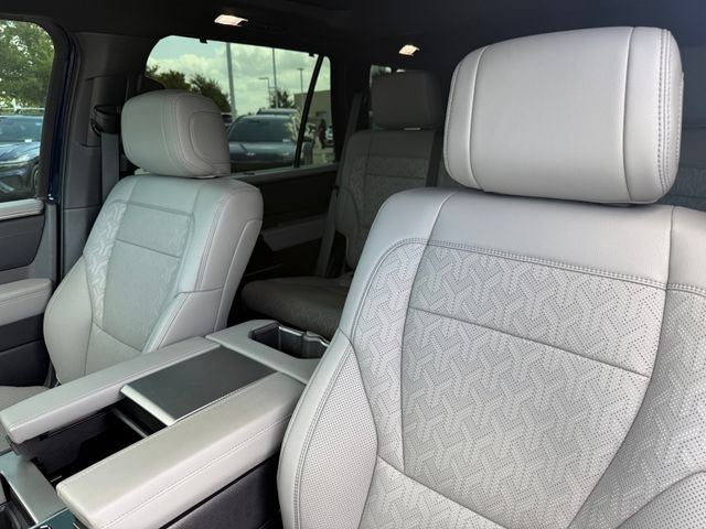 Used 2025 Toyota Sequoia Limited AWD/4WD image 12