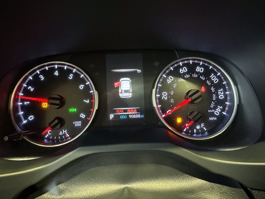 Used 2019 Toyota RAV4 XLE w/ Convenience Package AWD/4WD image 13
