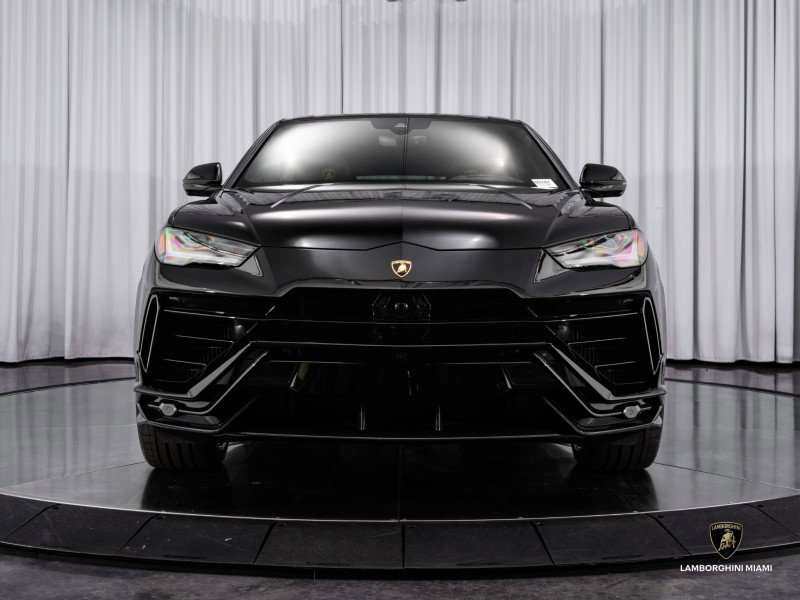 Used 2024 Lamborghini Urus Performante image 3