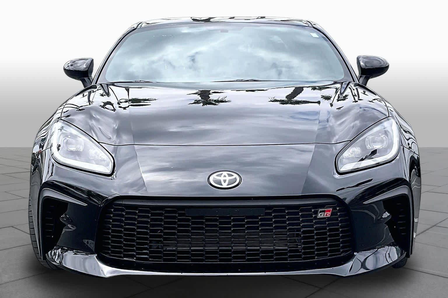 Certified 2025 Toyota GR86 Premium w/ ALL Weather Mat Package (TMS) RWD image 3