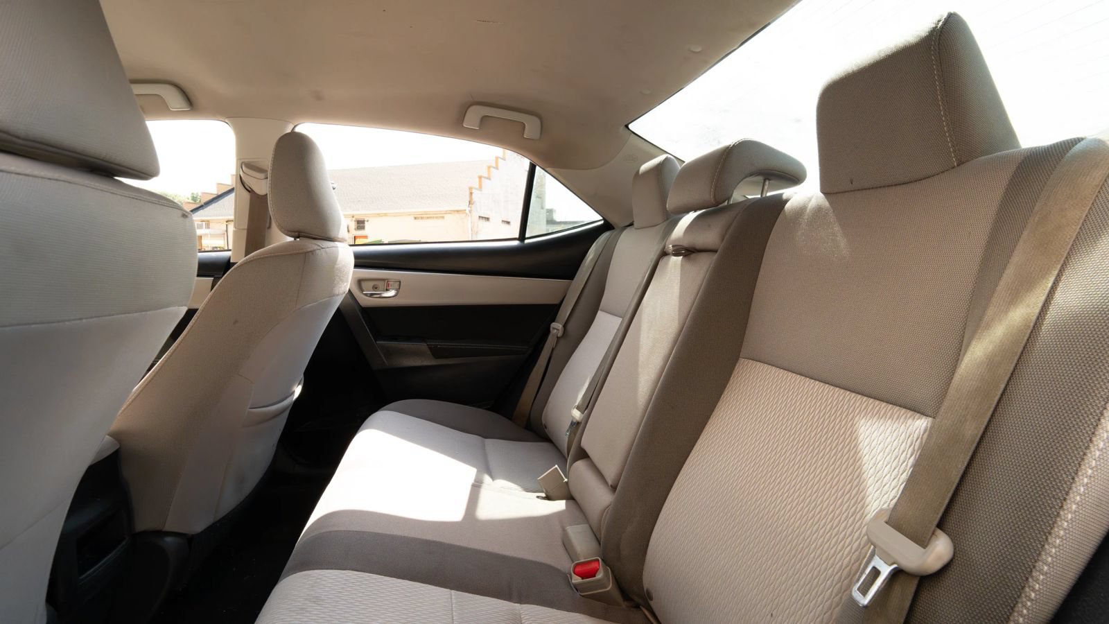Used 2019 Toyota Corolla LE FWD image 20