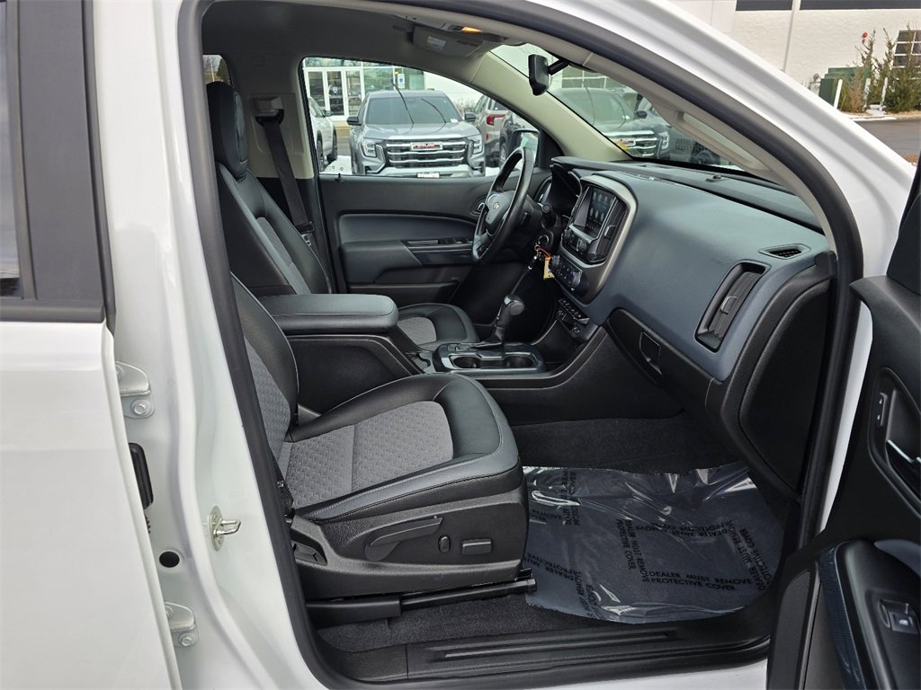 Used 2020 Chevrolet Colorado Z71 image 32