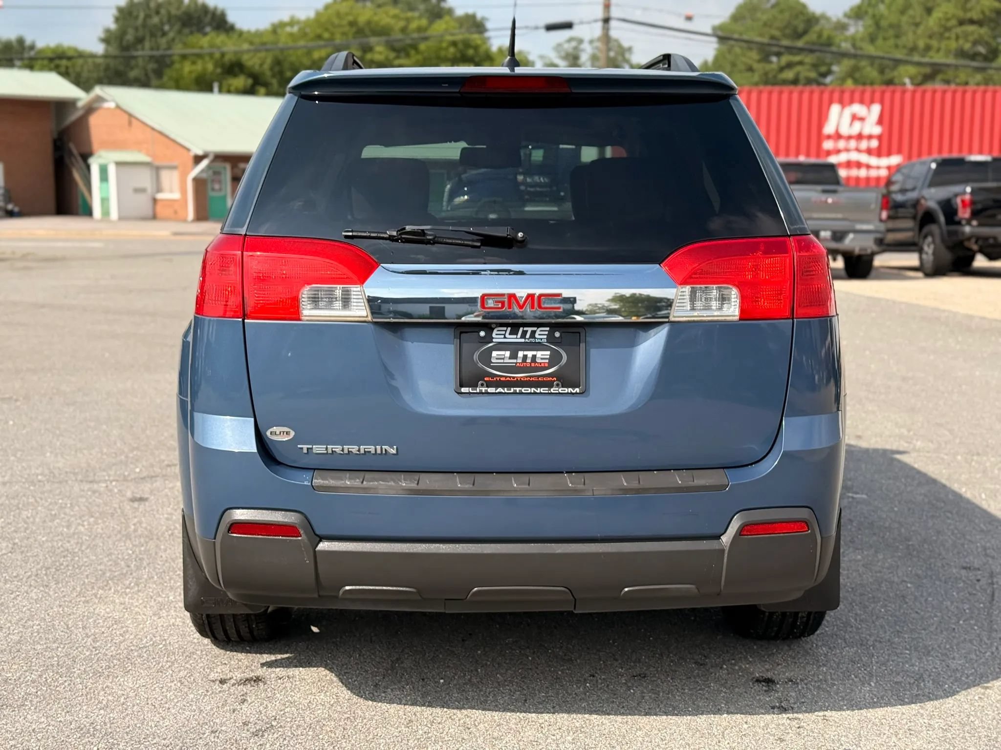 Used 2011 GMC Terrain SLT w/ LPO, Protection Package FWD image 8