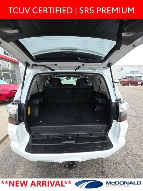 Used 2024 Toyota 4Runner SR5 Premium w/ SR5 Premium Package image 19