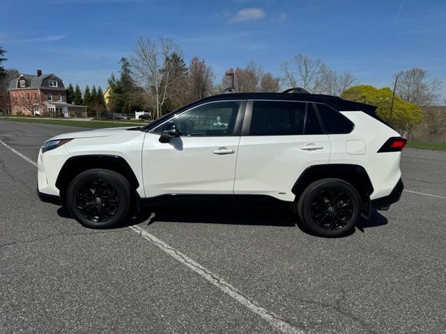 Used 2022 Toyota RAV4 XSE w/ XSE Grade Weather Package image 4