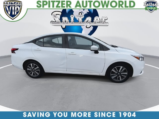 Used 2022 Nissan Versa SV FWD image 17