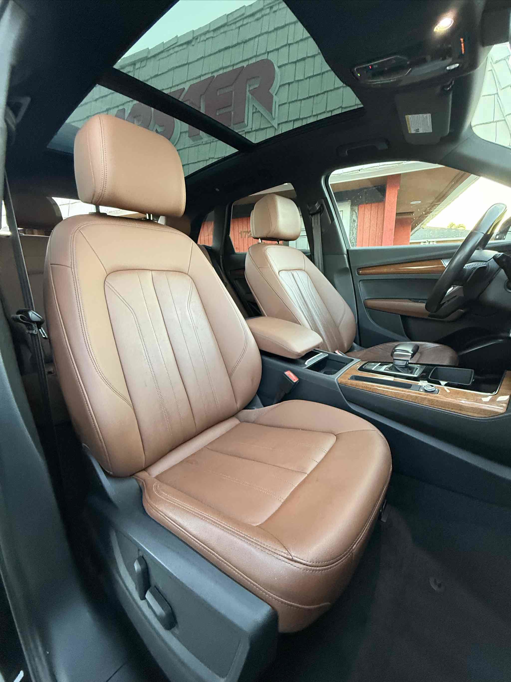 Used 2022 Audi Q5 2.0T Premium w/ Convenience Package image 50