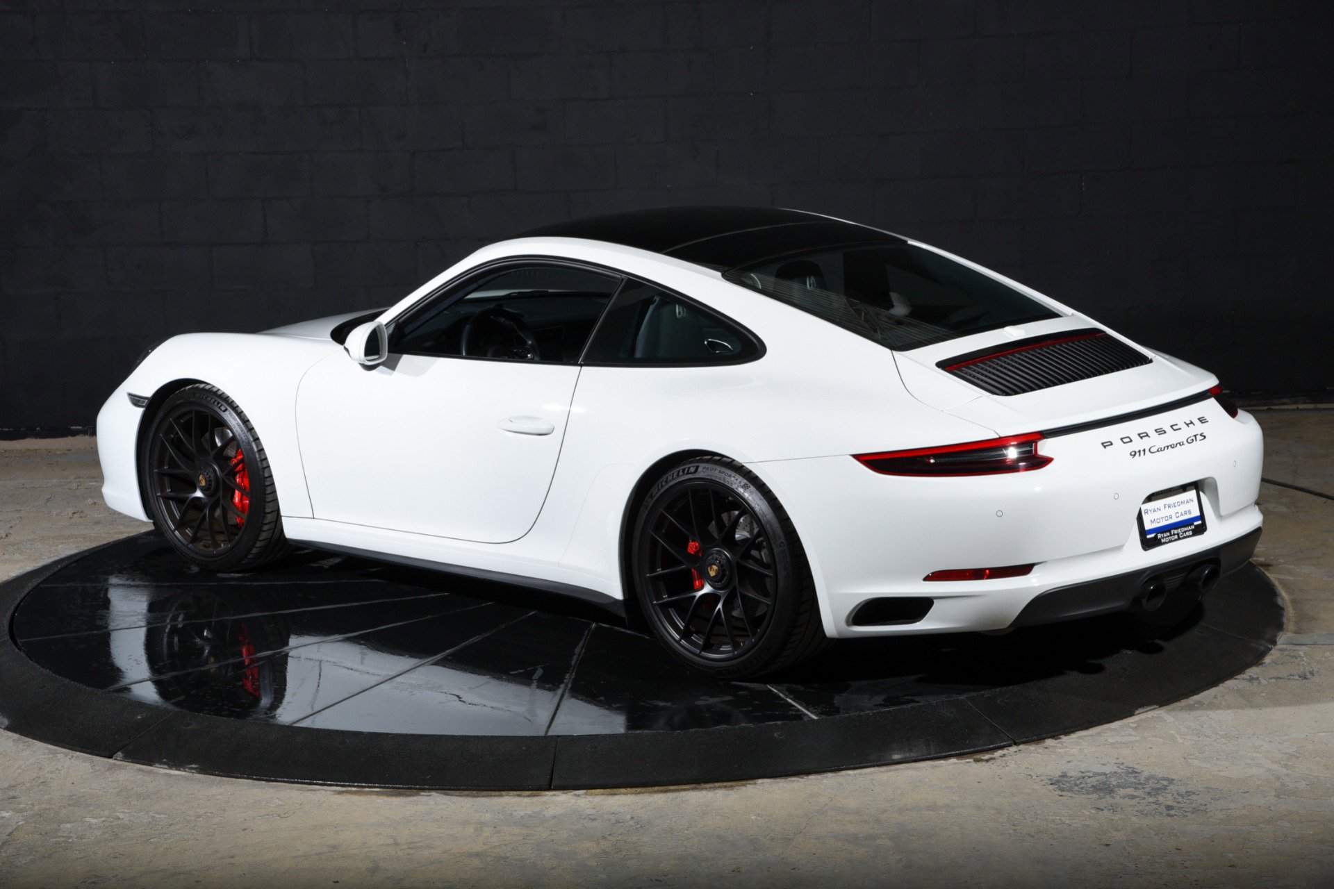 Used 2019 Porsche 911 Carrera GTS RWD image 13
