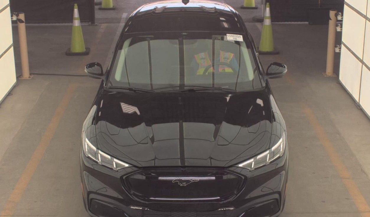 Used 2025 Ford Mustang Mach-E Premium image 2