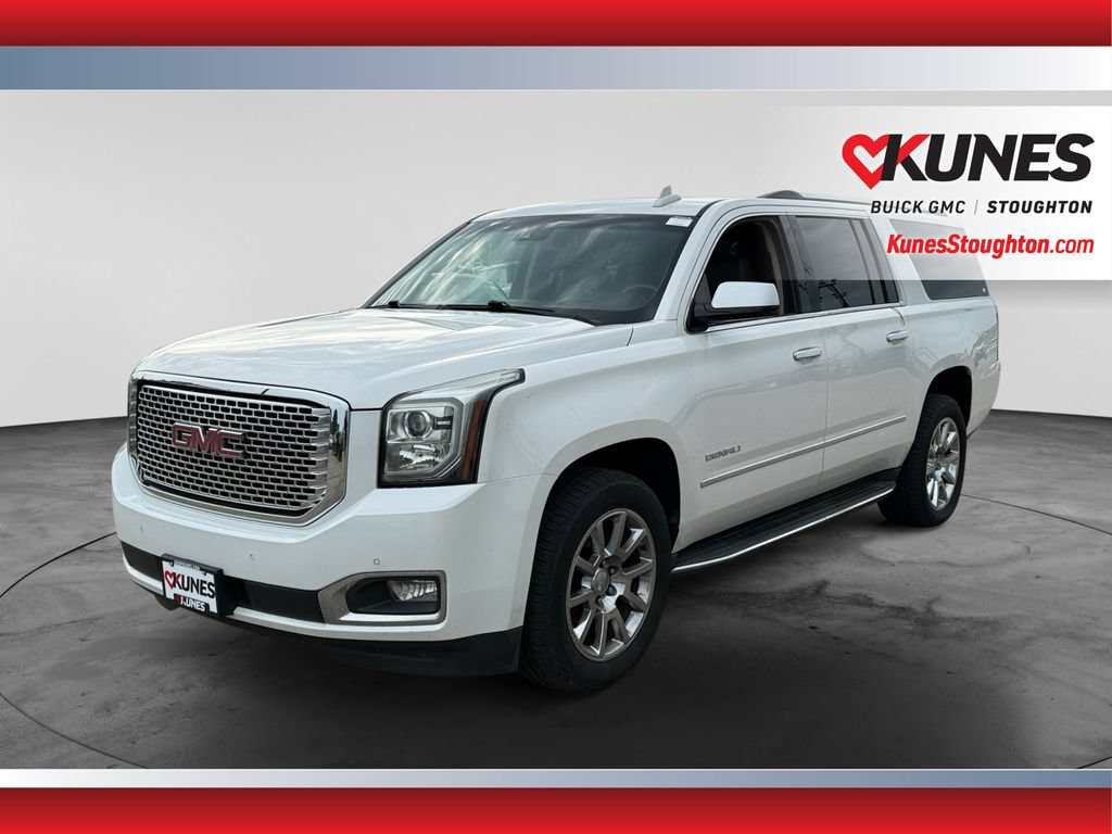 Used 2017 GMC Yukon XL Denali w/ Open Road Package AWD/4WD image 3