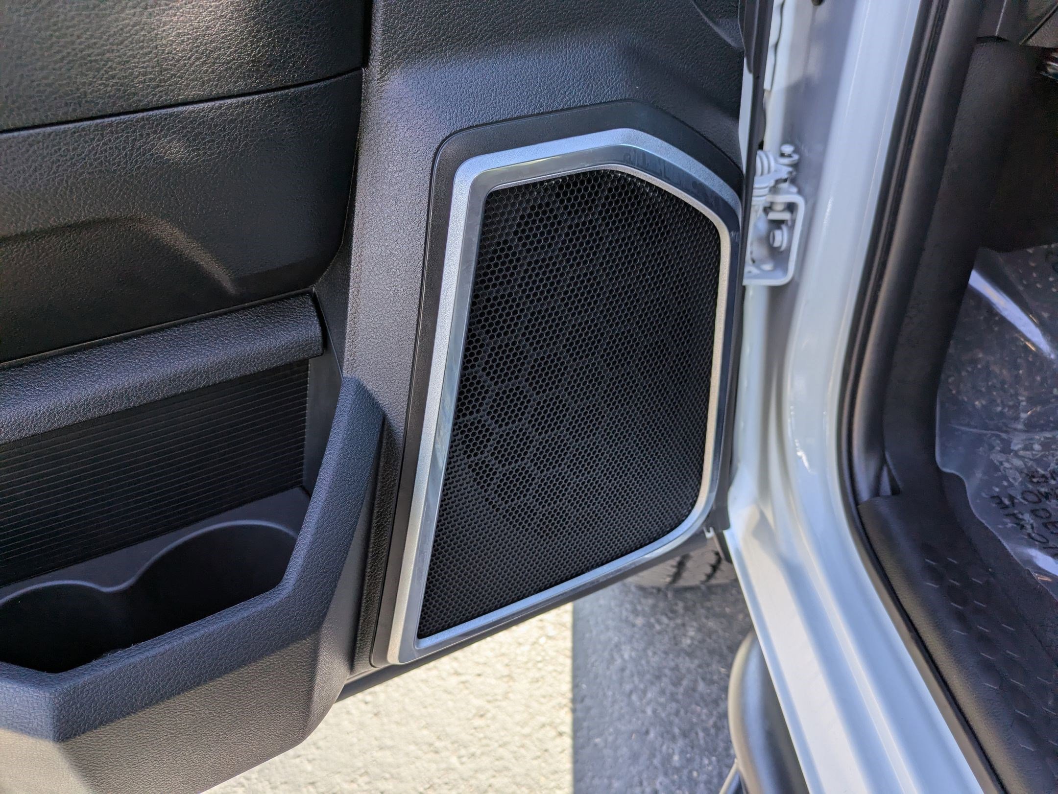 Used 2024 RAM 3500 Laramie w/ Sport Appearance Package AWD/4WD image 13