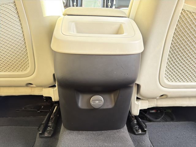 Used 2022 Volvo XC60 B5 Momentum image 22