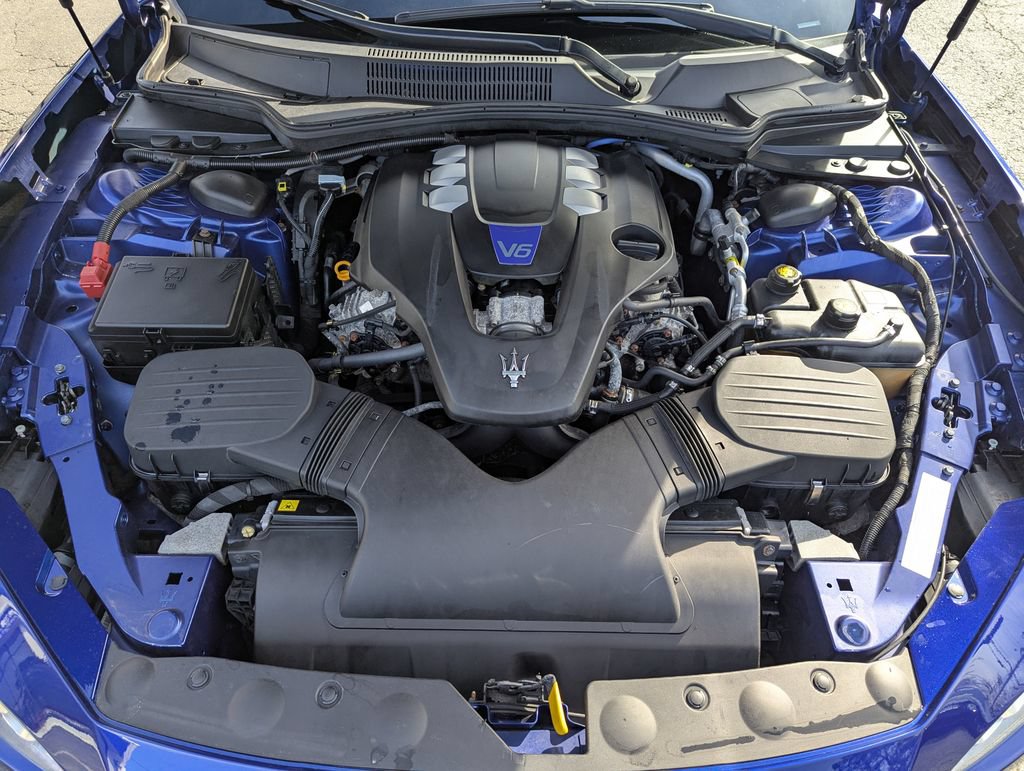 Used 2019 Maserati Ghibli S Q4 AWD/4WD image 44