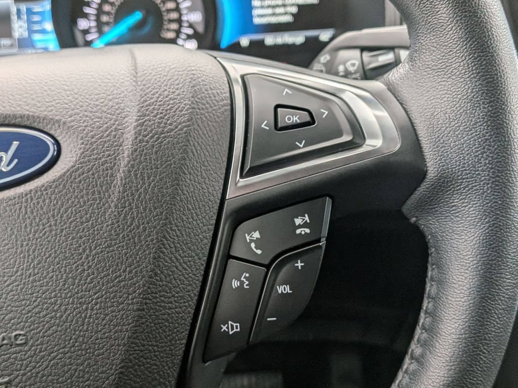 Used 2022 Ford Edge SEL w/ Convenience Package AWD/4WD image 14