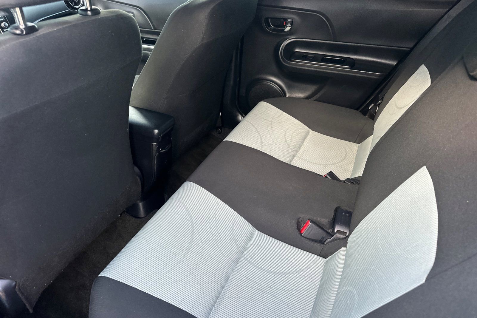 Used 2015 Toyota Prius C Two image 14