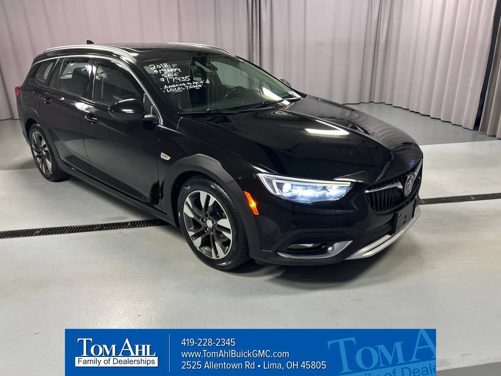 Used 2018 Buick Regal Essence w/ Driver Confidence Package #1