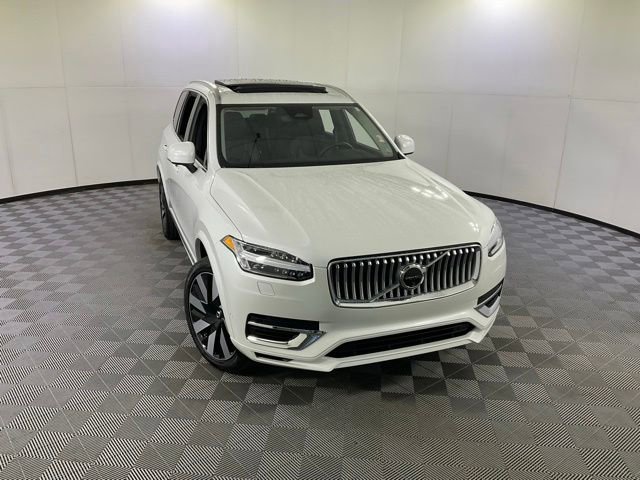 Certified 2024 Volvo XC90 T8 Plus w/ Protection Package Premier AWD/4WD image 41