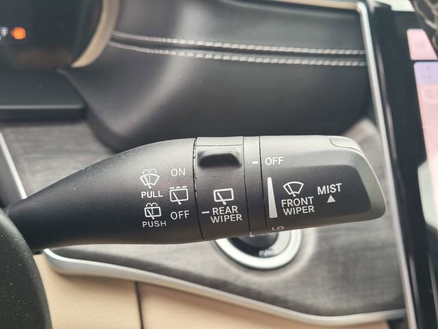 Used 2024 Jeep Grand Cherokee Limited image 18