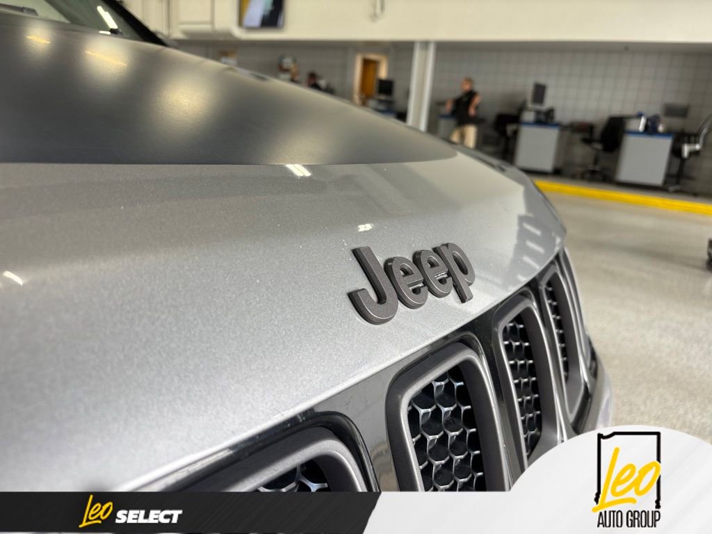 Used 2019 Jeep Compass Trailhawk w/ Leather Interior Group AWD/4WD image 18