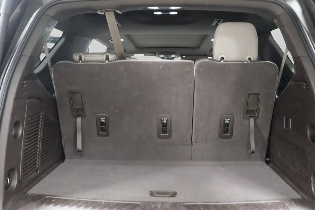 Used 2023 GMC Yukon SLT w/ Max Trailering Package image 29