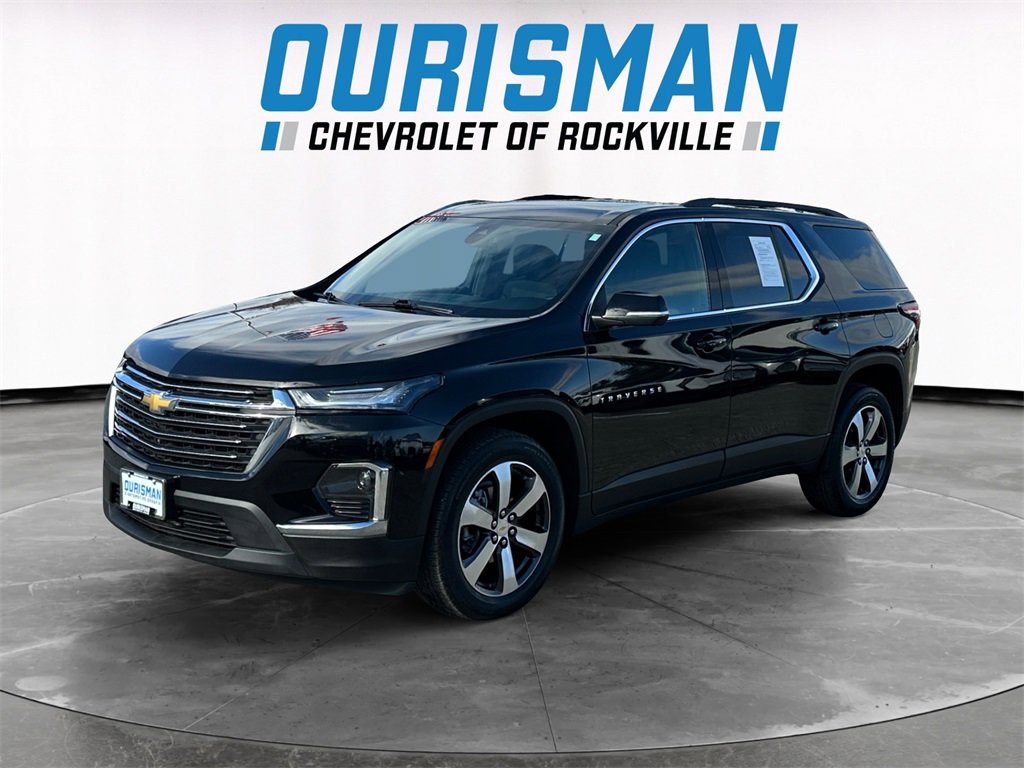 Used 2023 Chevrolet Traverse LT w/ LT Premium Package image 2