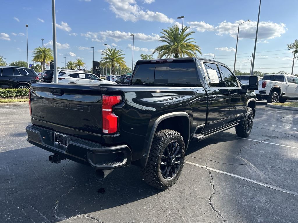 Used 2025 Chevrolet Silverado 2500 High Country w/ High Country Premium Package AWD/4WD image 11