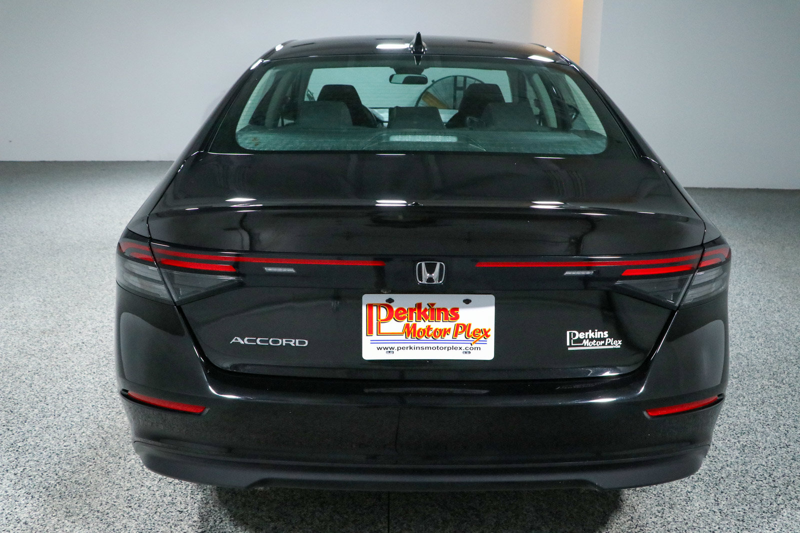 Used 2025 Honda Accord SE image 8