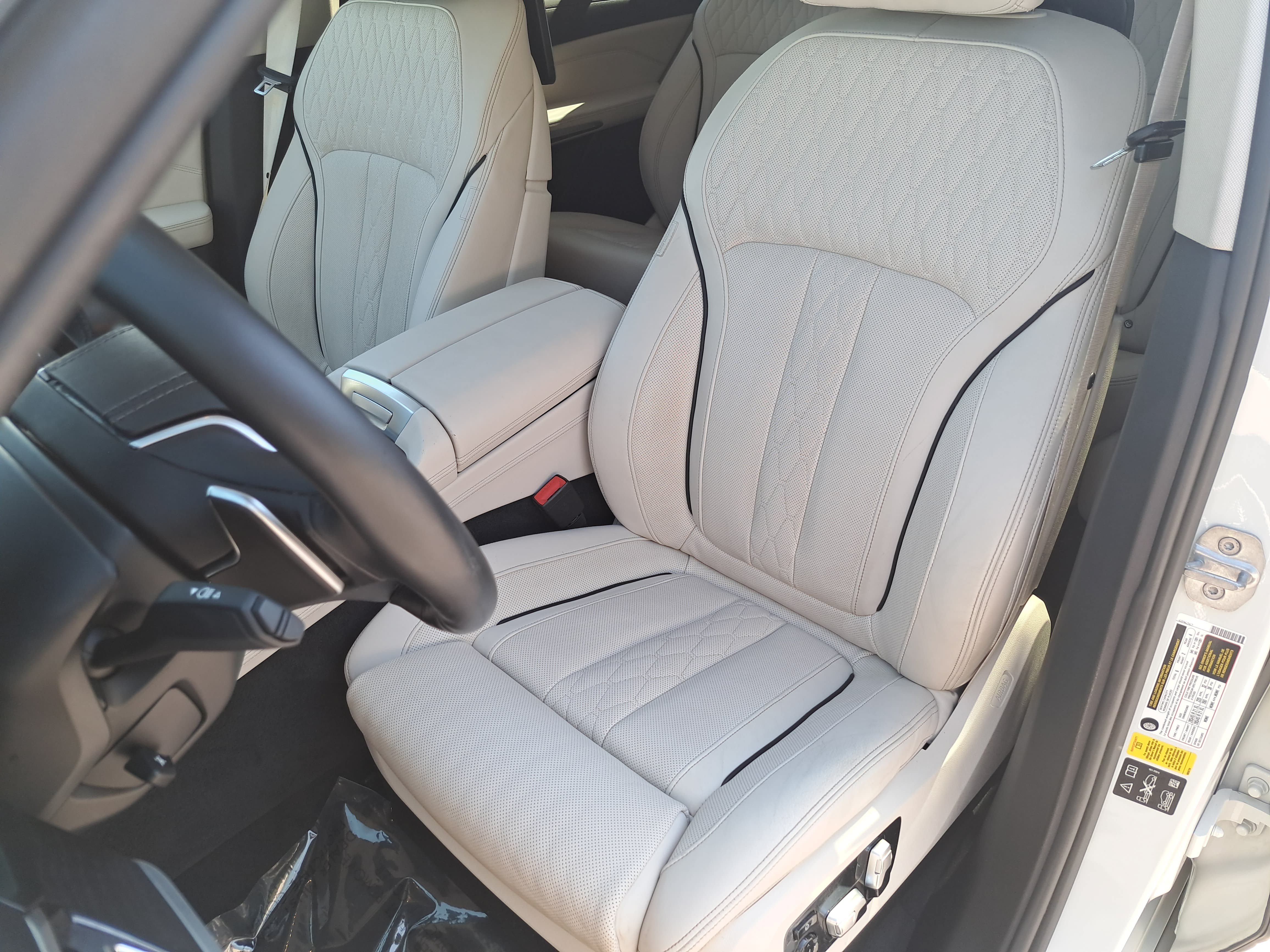 Used 2020 BMW X7 xDrive40i w/ Executive Package AWD/4WD image 17