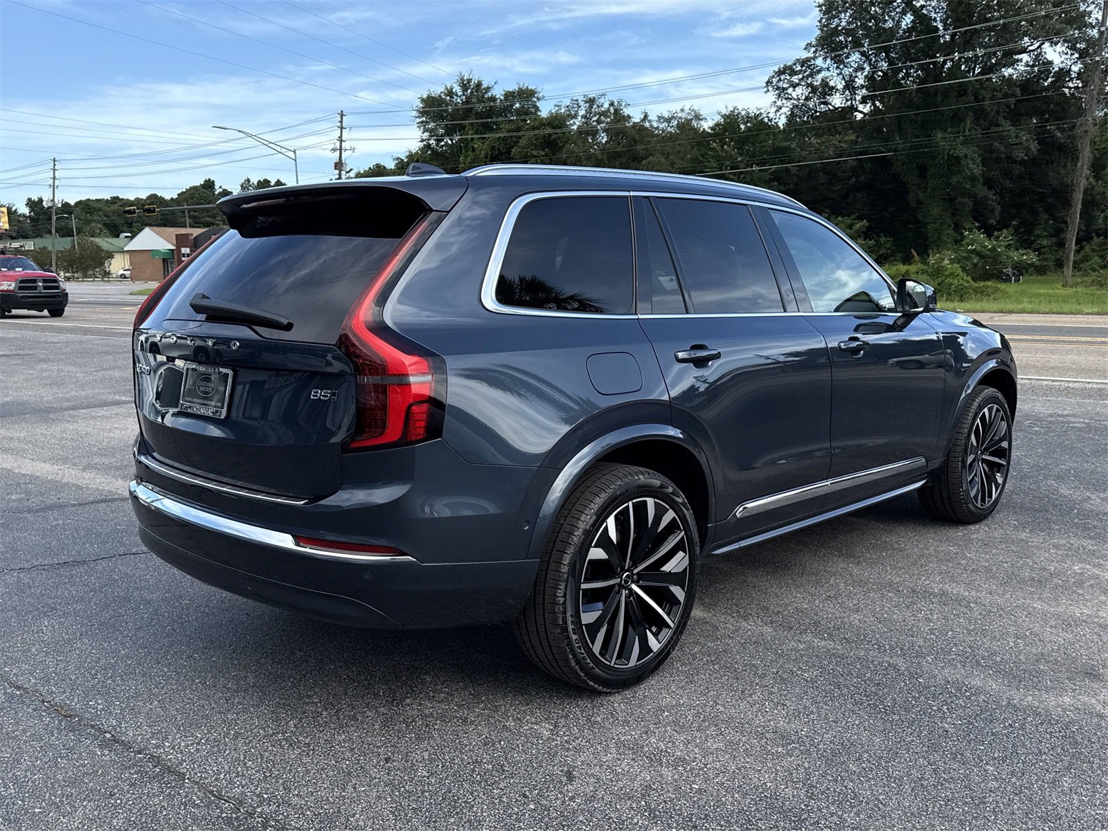 New 2026 Volvo XC90 B5 Plus image 5