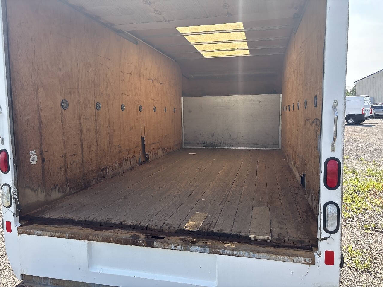 Used 2014 Chevrolet Express 3500 Extended RWD image 6
