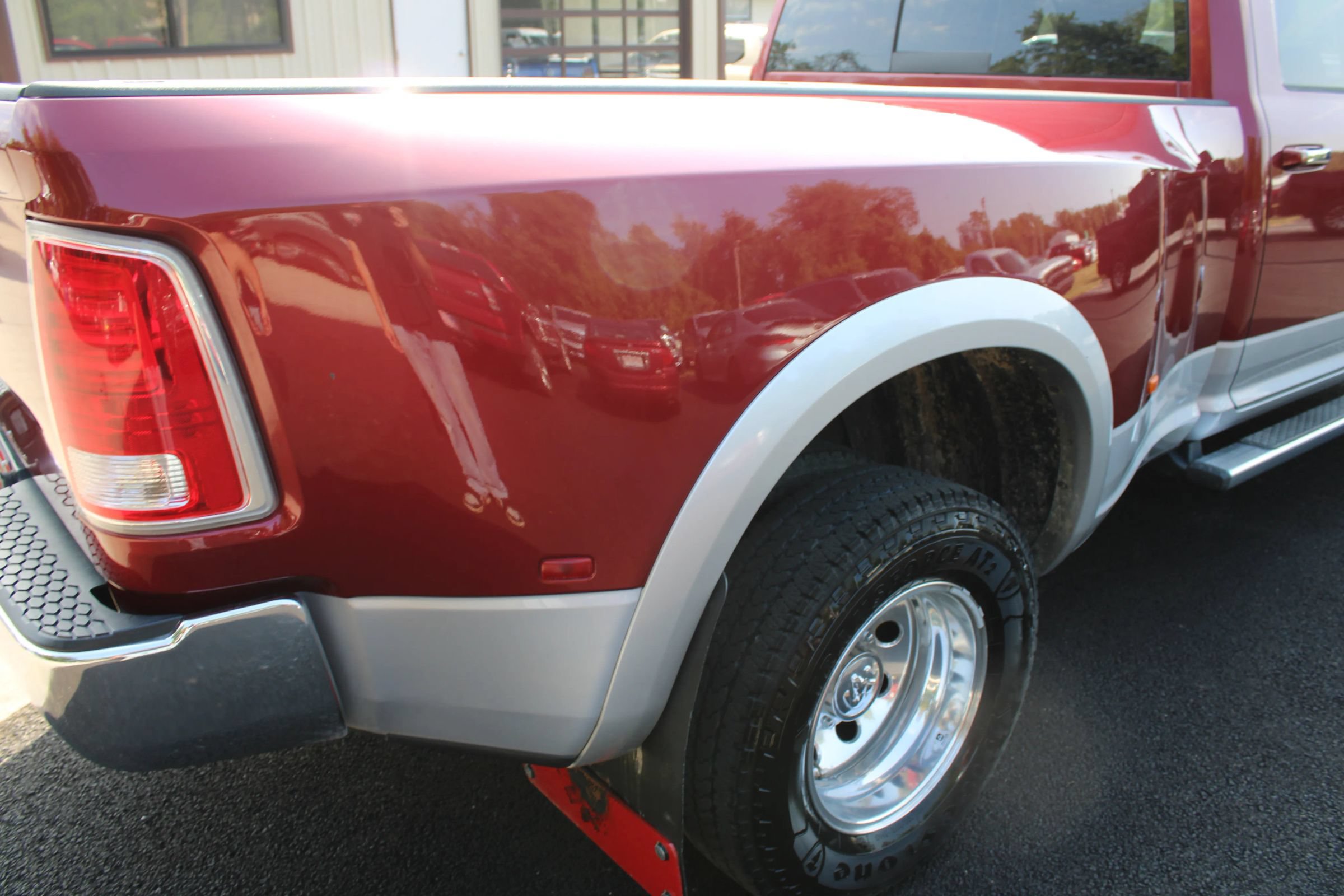 Used 2013 RAM 3500 Laramie RWD image 10