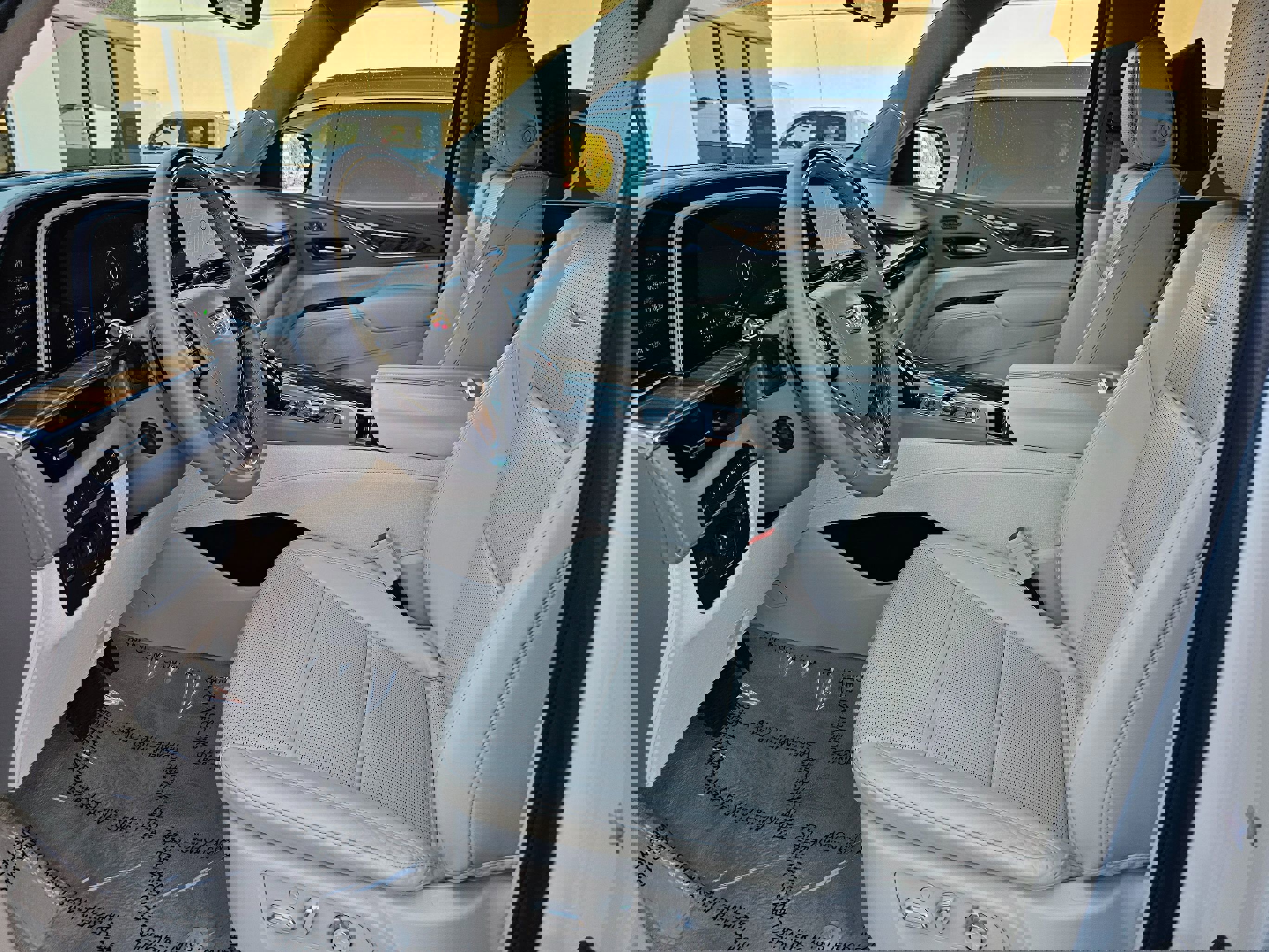 Used 2024 Cadillac Escalade Sport Platinum w/ Heavy-Duty Trailer Package image 28