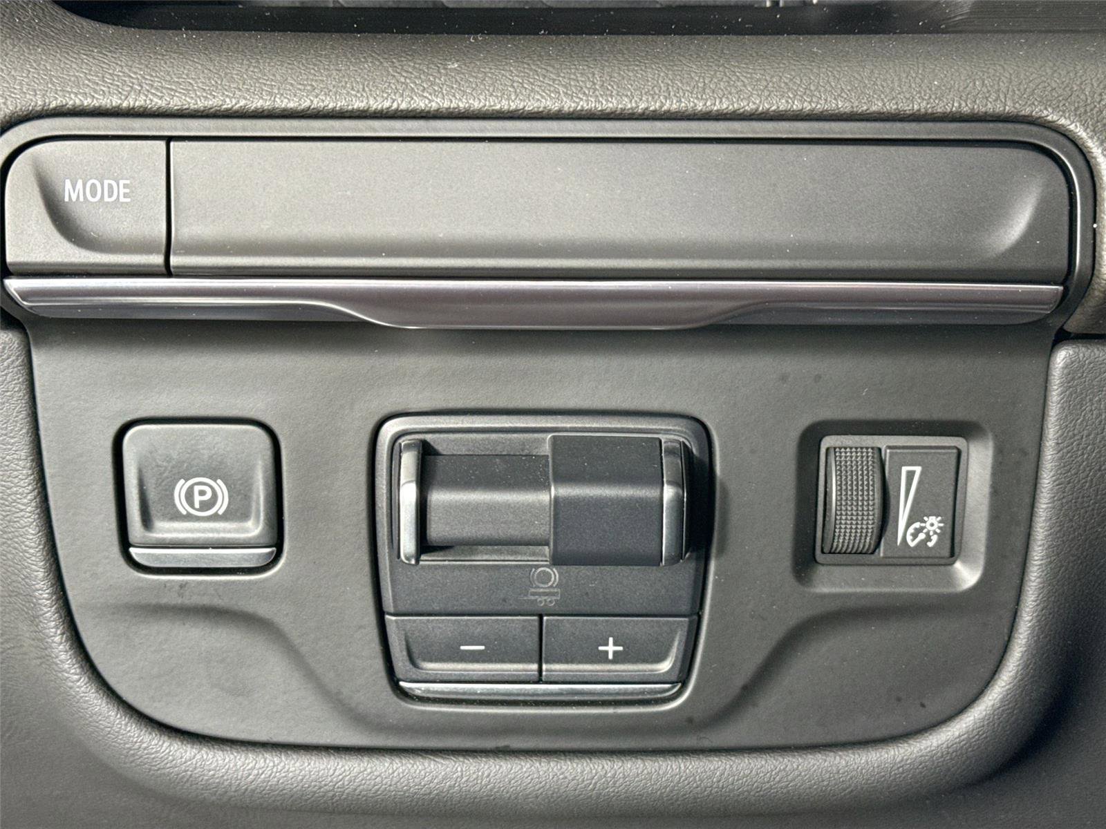 Used 2024 Cadillac Escalade Sport image 15