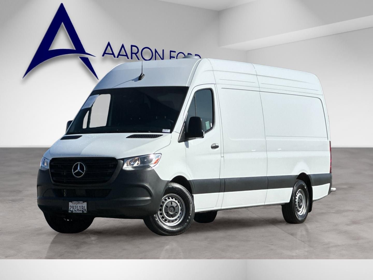 Used 2024 Mercedes-Benz Sprinter 2500 image 2