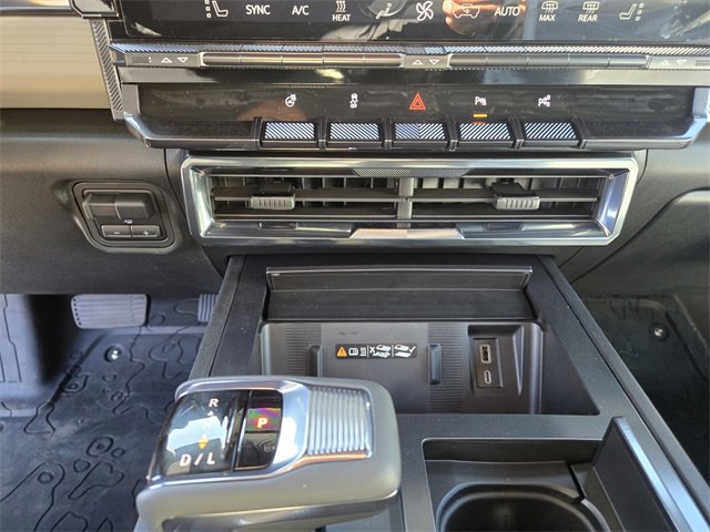 New 2026 GMC Hummer EV 4x4 Crew Cab image 14