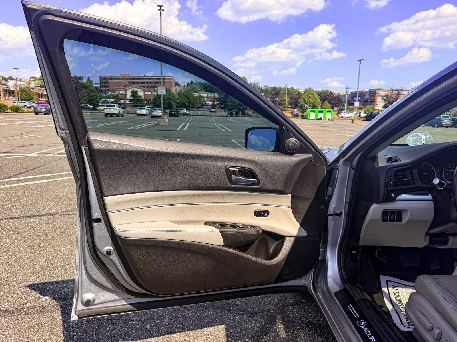 Used 2020 Acura ILX FWD image 9