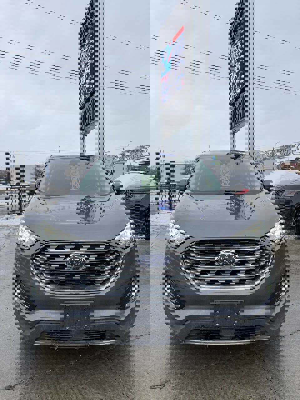 Used 2021 Ford Edge SEL w/ Cargo Accessory Package image 2