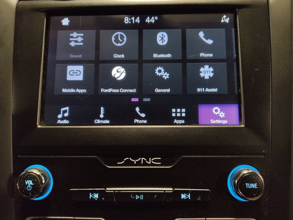 Used 2019 Ford Fusion SEL image 25